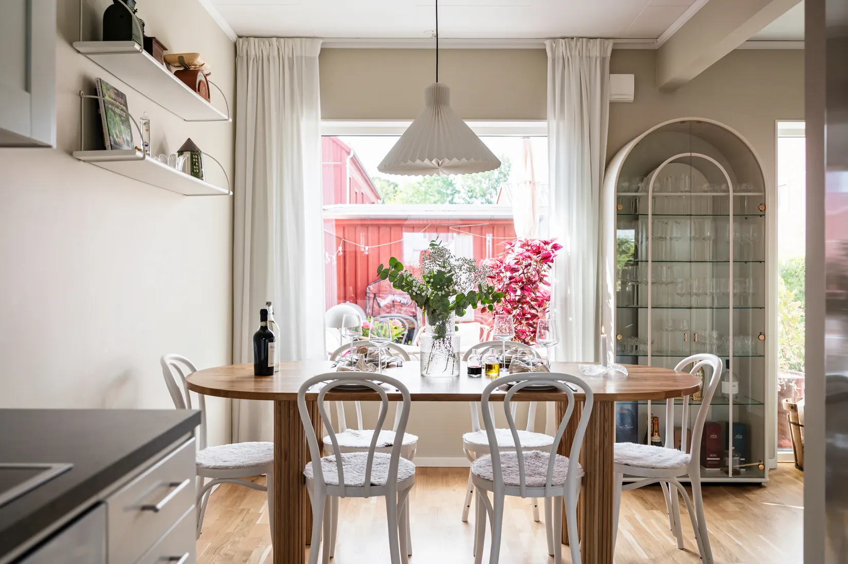 Radhus, Klockarebovägen 50, Bålsta/Frösundavik, Håbo