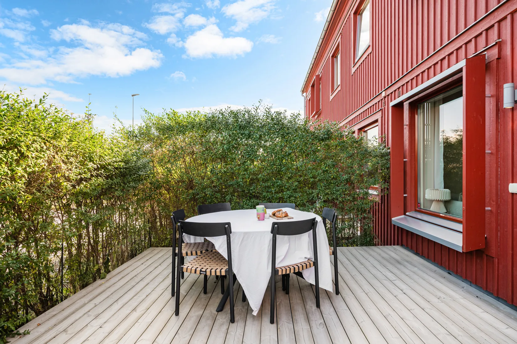 Radhus, Klockarebovägen 50, Bålsta/Frösundavik, Håbo