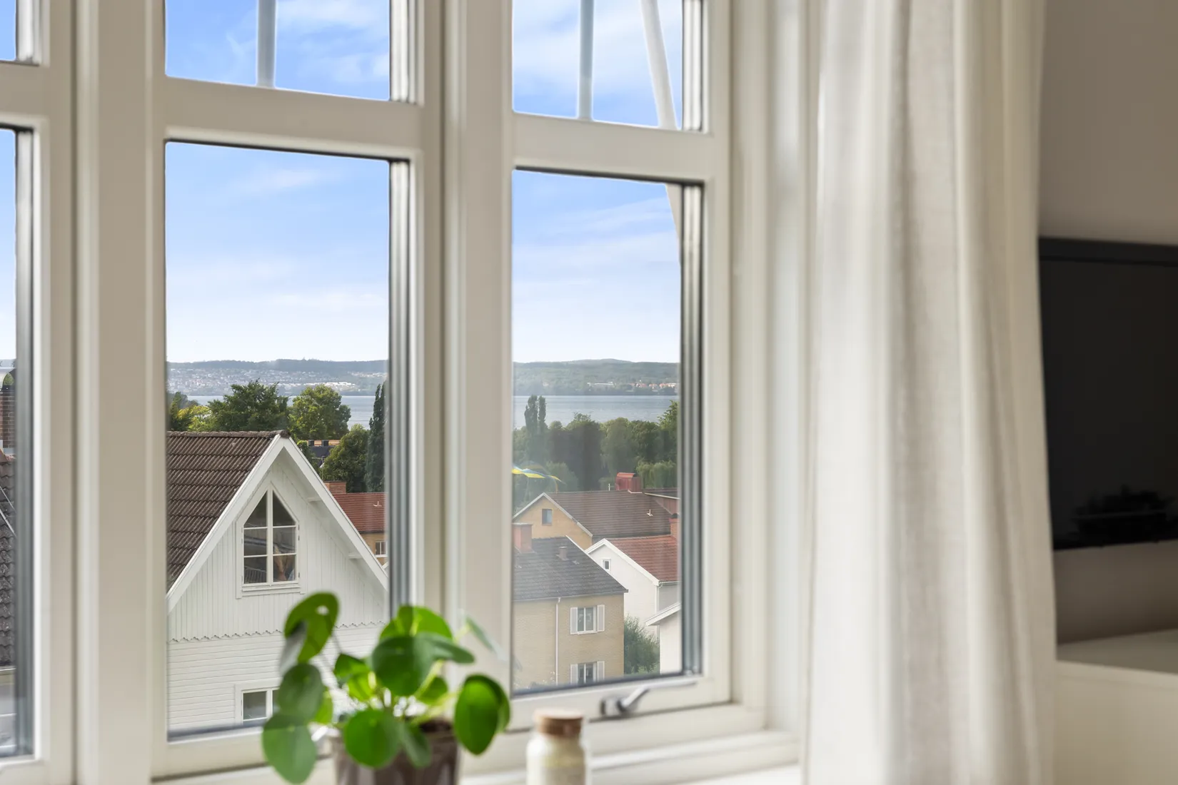 Villa, Floragatan 6, Huskvarna, Jönköping
