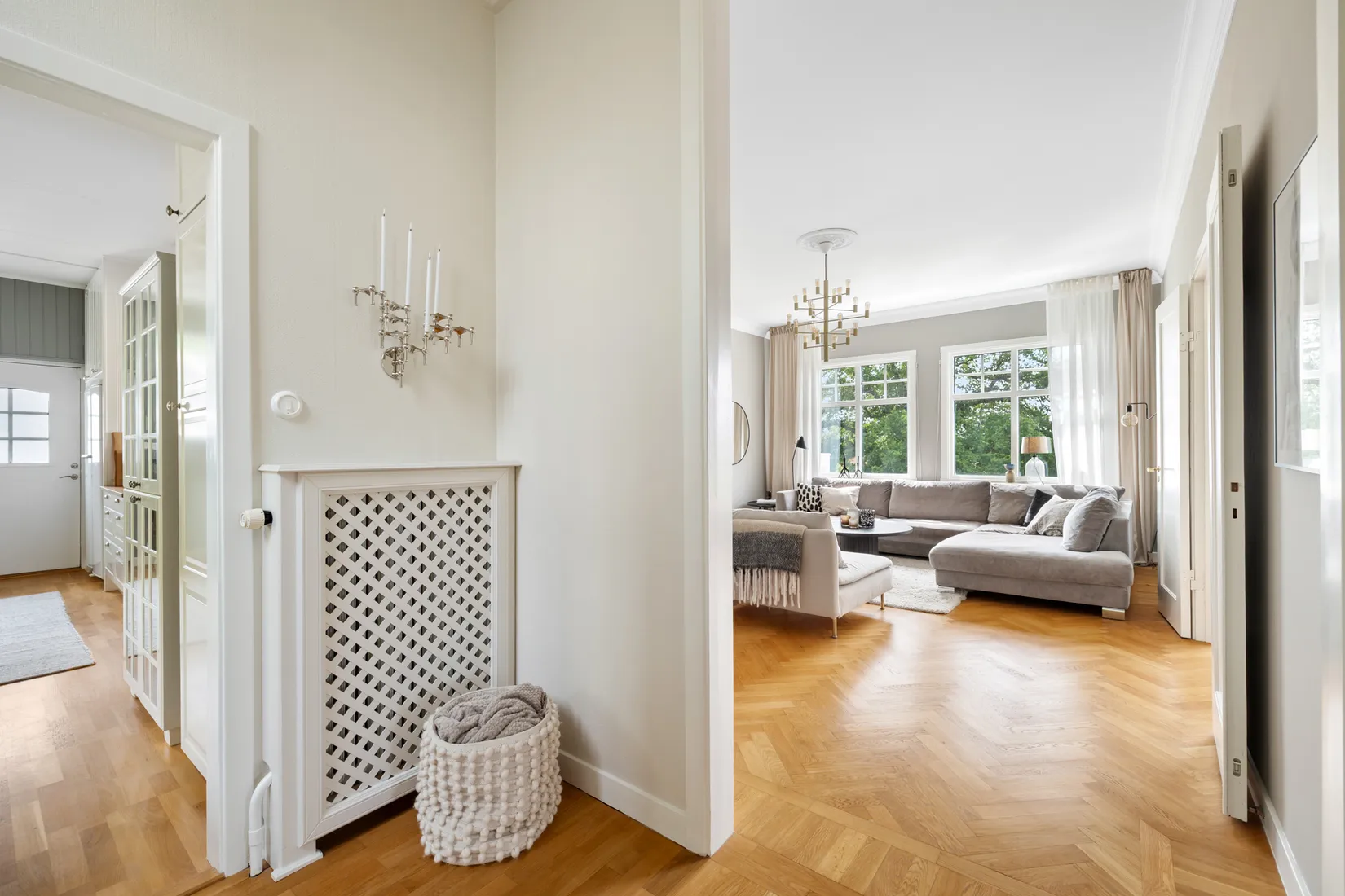 Villa, Floragatan 6, Huskvarna, Jönköping