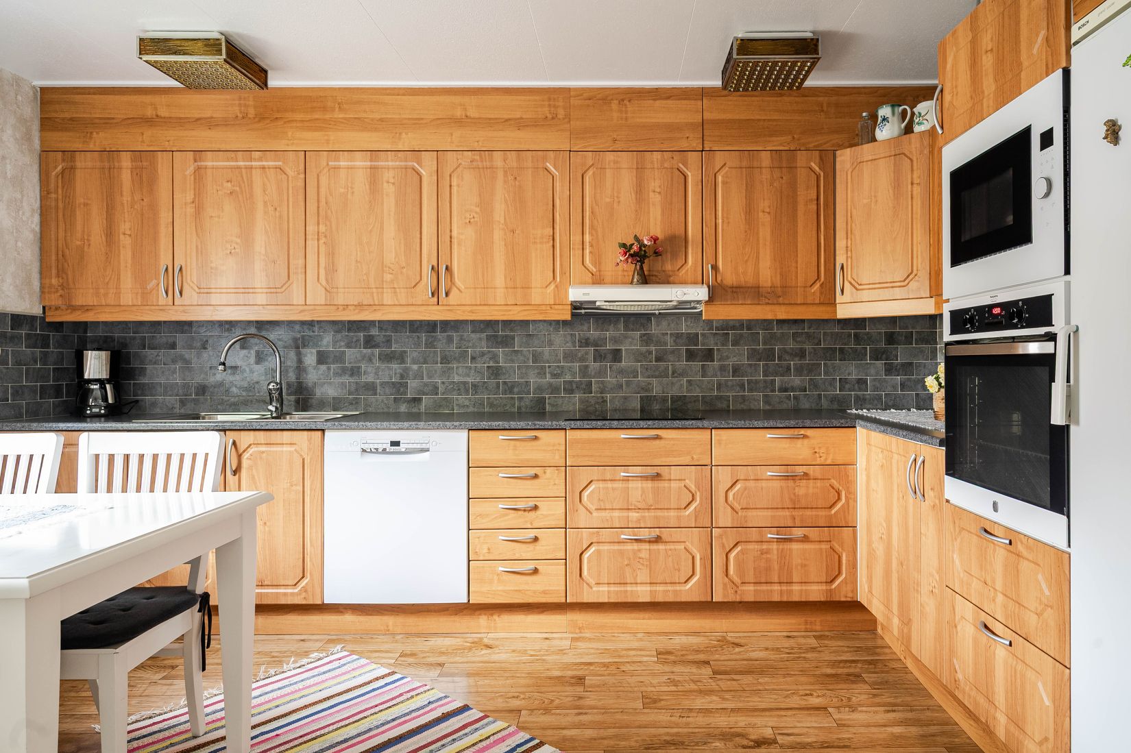 Villa, Radhus, Skämbylötvägen 25A, Åkers Styckebruk, Strängnäs