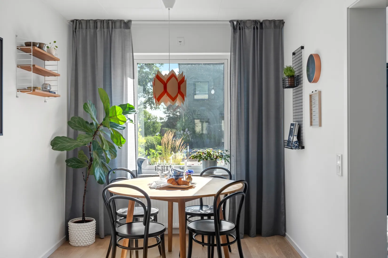 Bostadsrätt, Radhus, Fredrikstrandsvägen 49C, Ekerö Tappsund, Ekerö