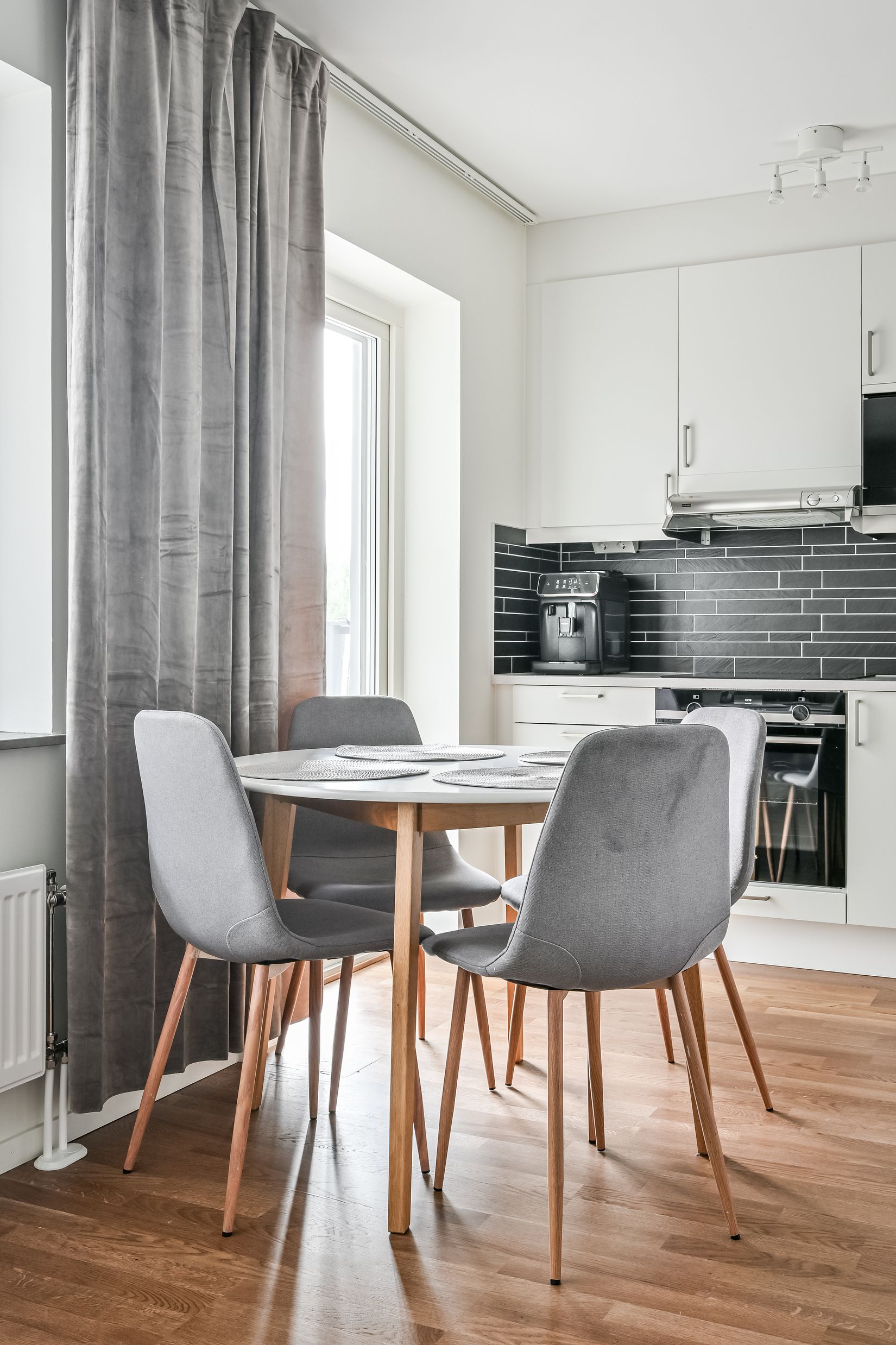 Bostadsrätt, Lackerargränd 3, Centrala Huddinge, Huddinge