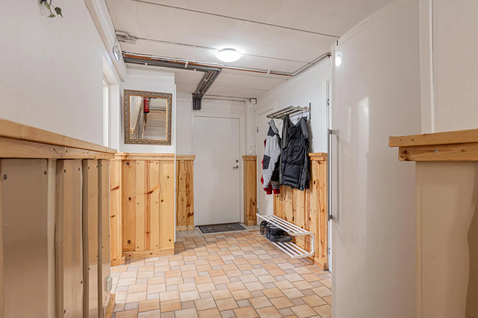 Villa, Granvägen 10, Sala