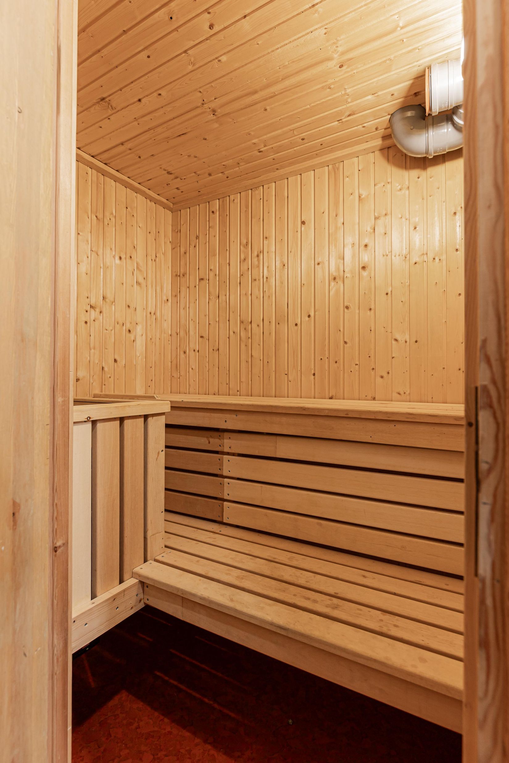 Villa, Granvägen 10, Sala