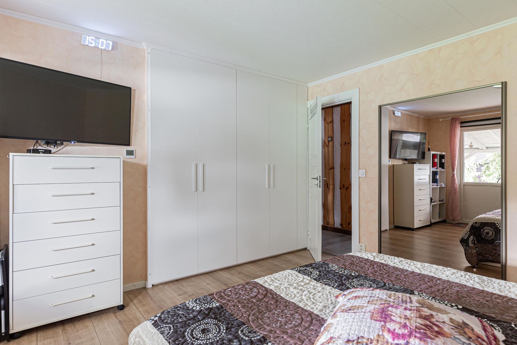 Villa, Granvägen 10, Sala