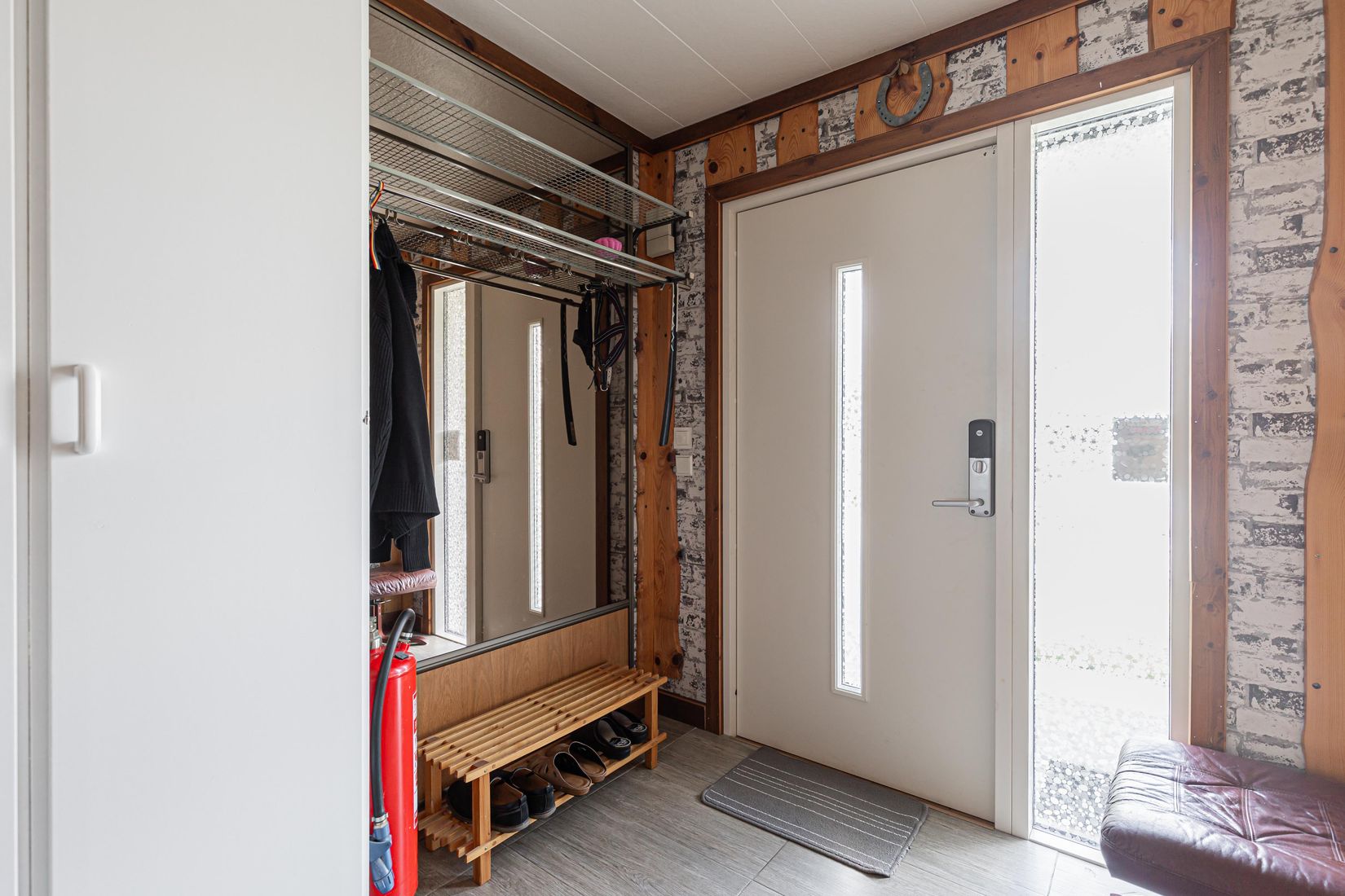 Villa, Granvägen 10, Sala