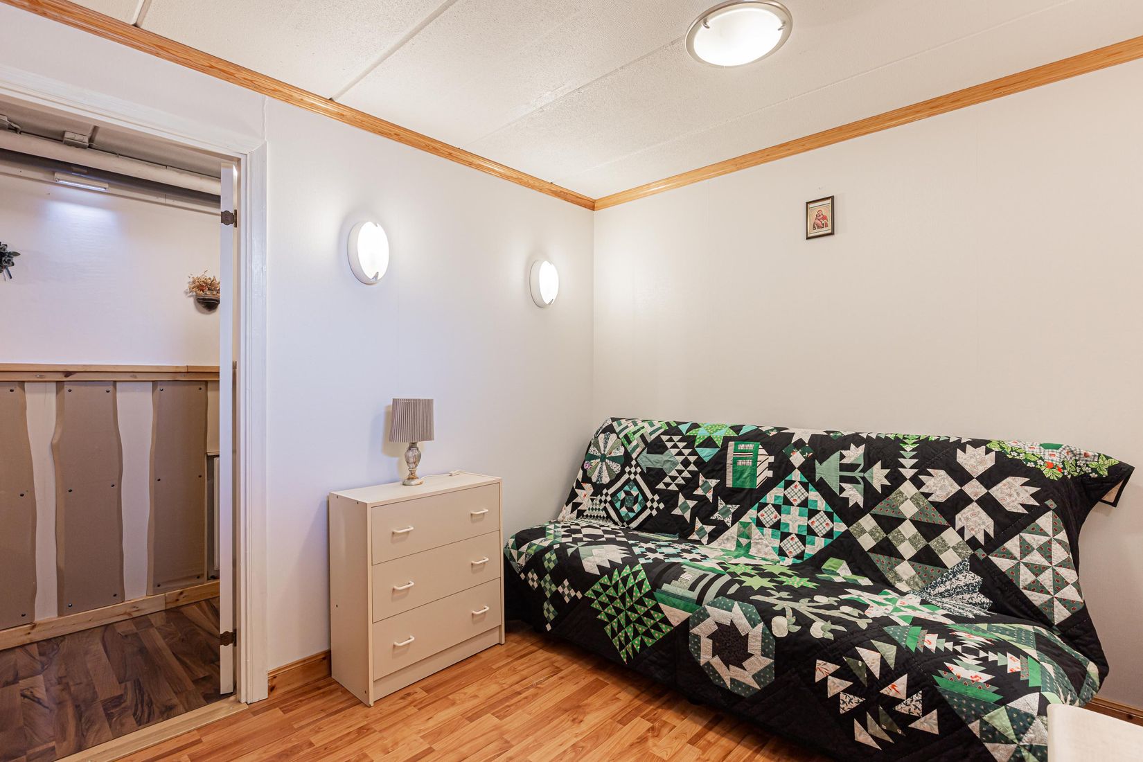 Villa, Granvägen 10, Sala