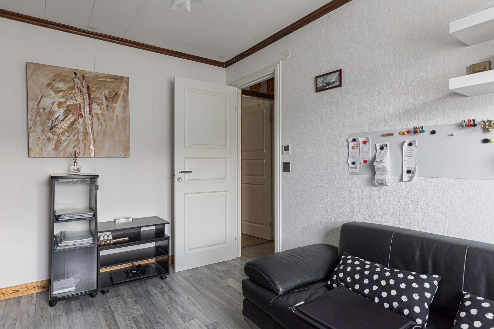 Villa, Granvägen 10, Sala