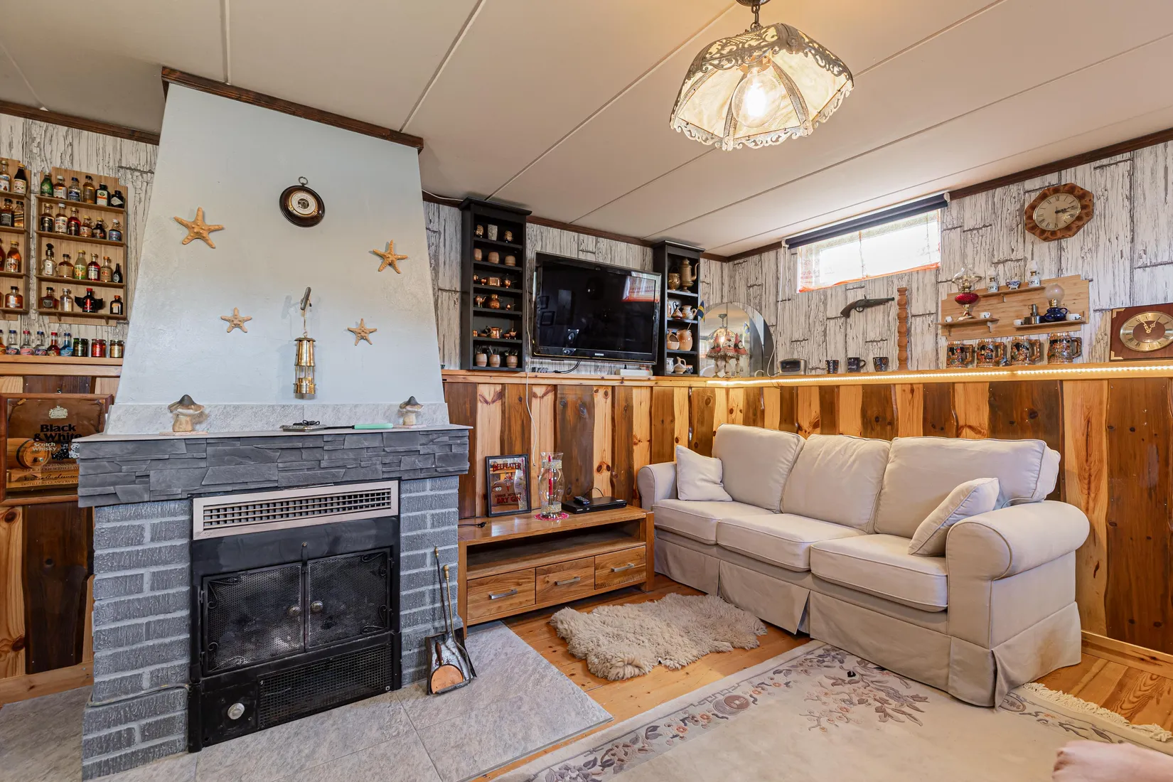 Villa, Granvägen 10, Sala