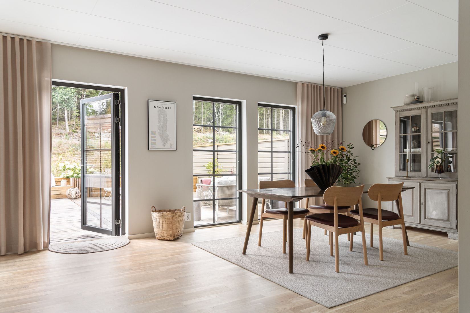 Villa, Radhus, Södra Pinntorpsvägen 8, Landvetter-Tahult, Härryda