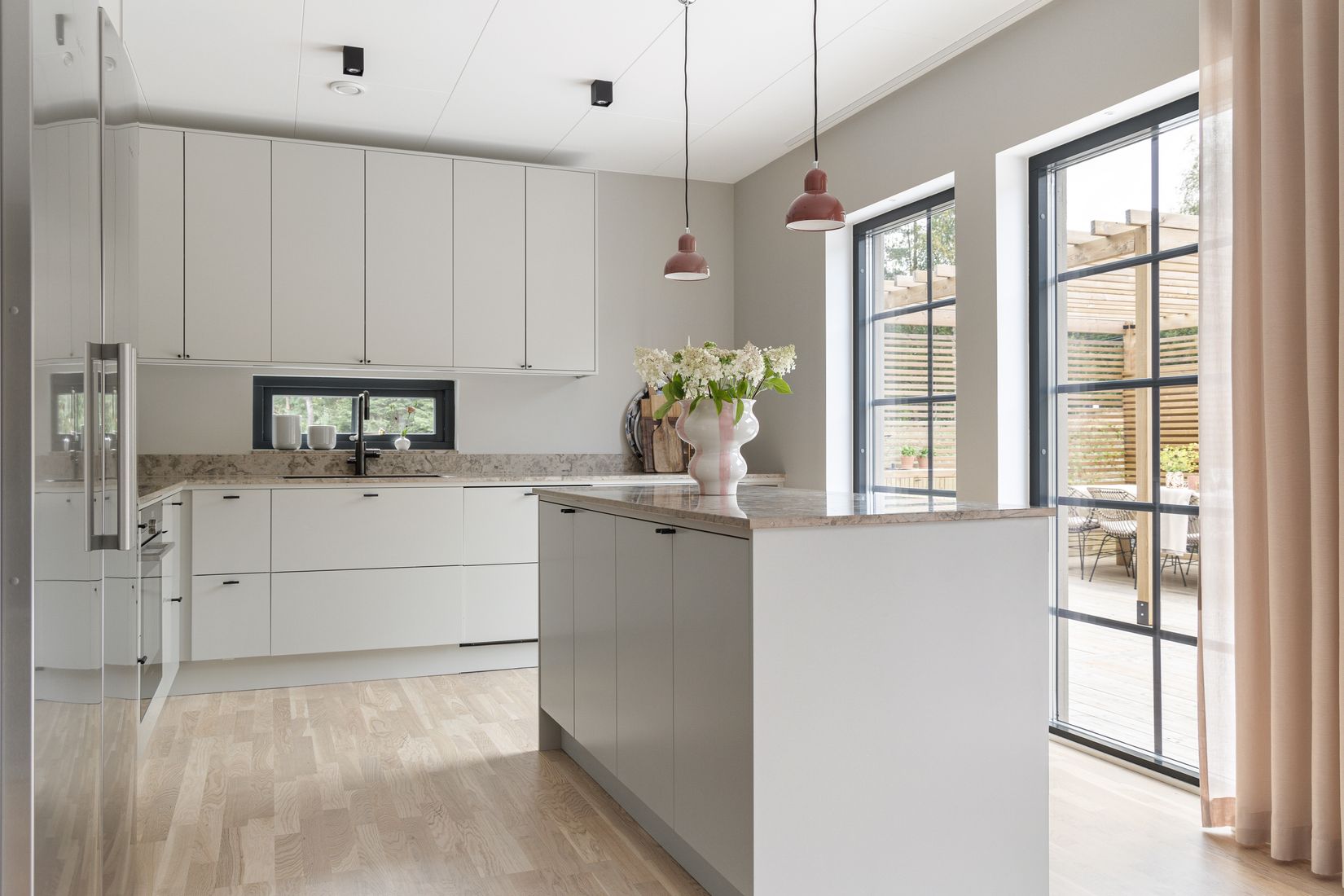 Villa, Radhus, Södra Pinntorpsvägen 8, Landvetter-Tahult, Härryda