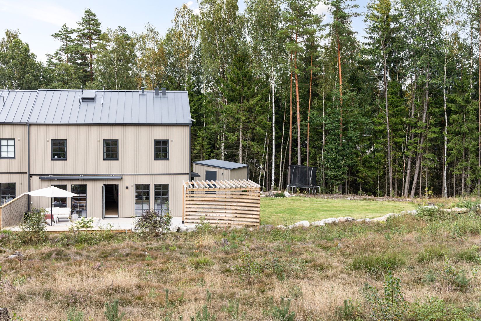 Villa, Radhus, Södra Pinntorpsvägen 8, Landvetter-Tahult, Härryda