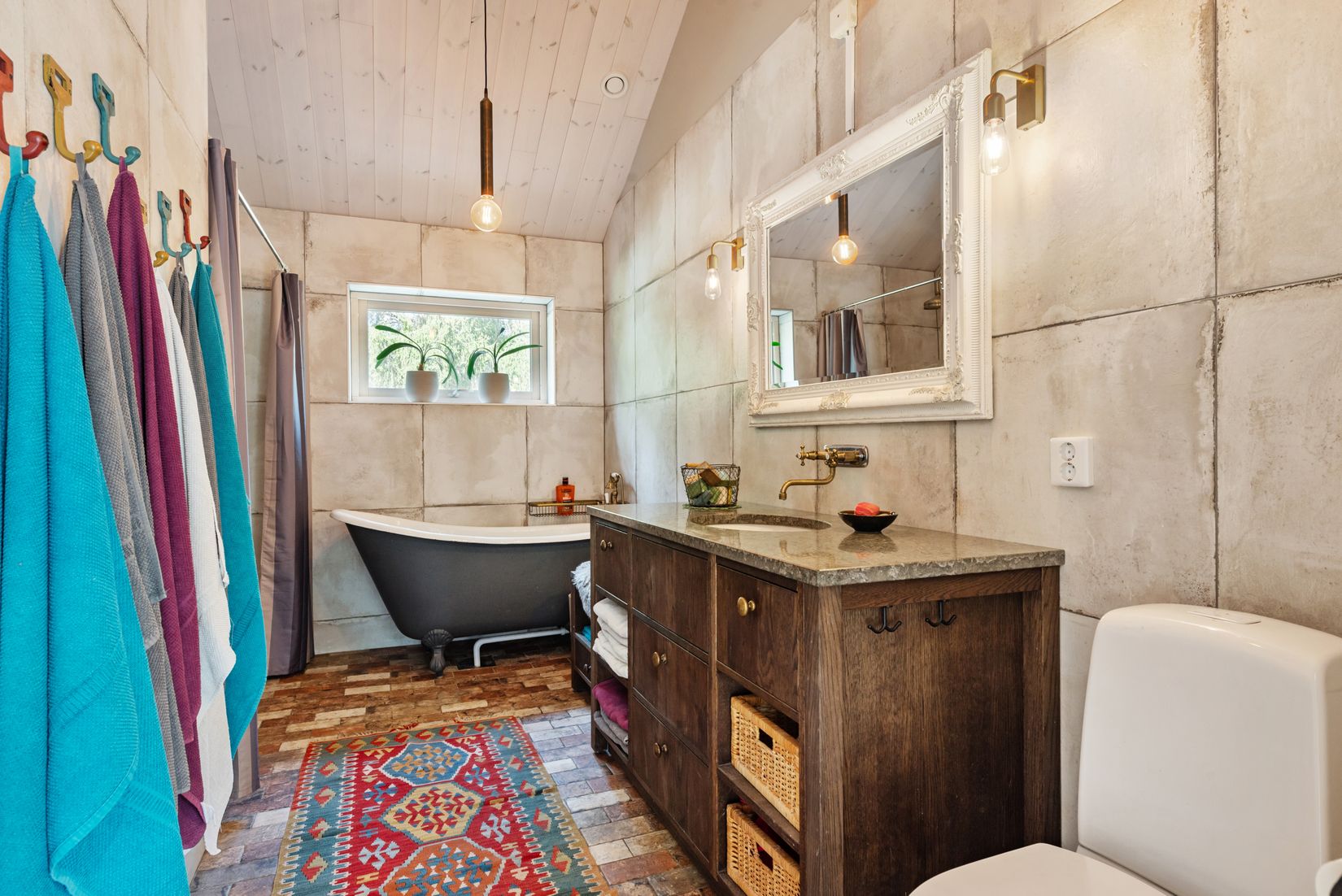 Gård/Skog, Inålsvägen 60, Inål, Norrtälje