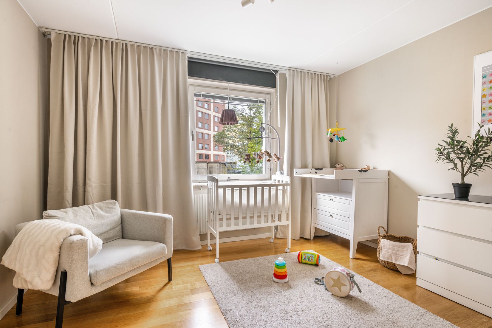 Bostadsrätt, Centrumslingan 51, Solna Centrum, Solna