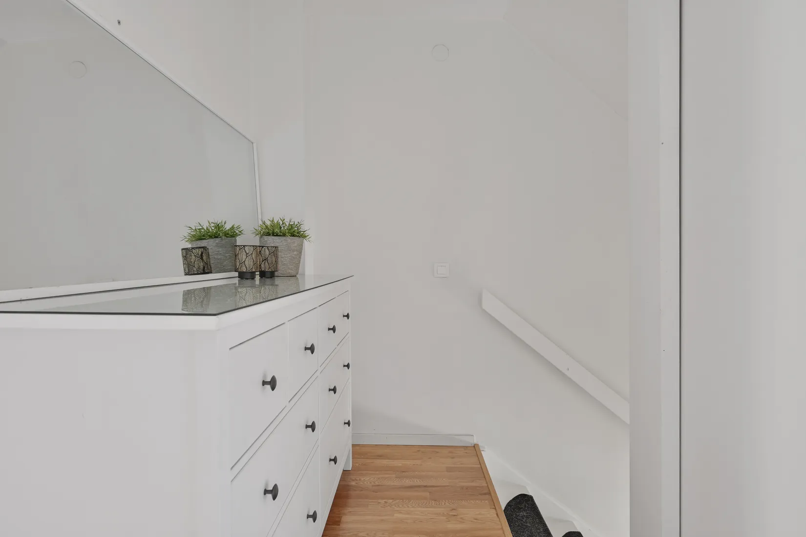 Bostadsrätt, Radhus, Sommarvägen 13, Bollstanäs, Upplands Väsby