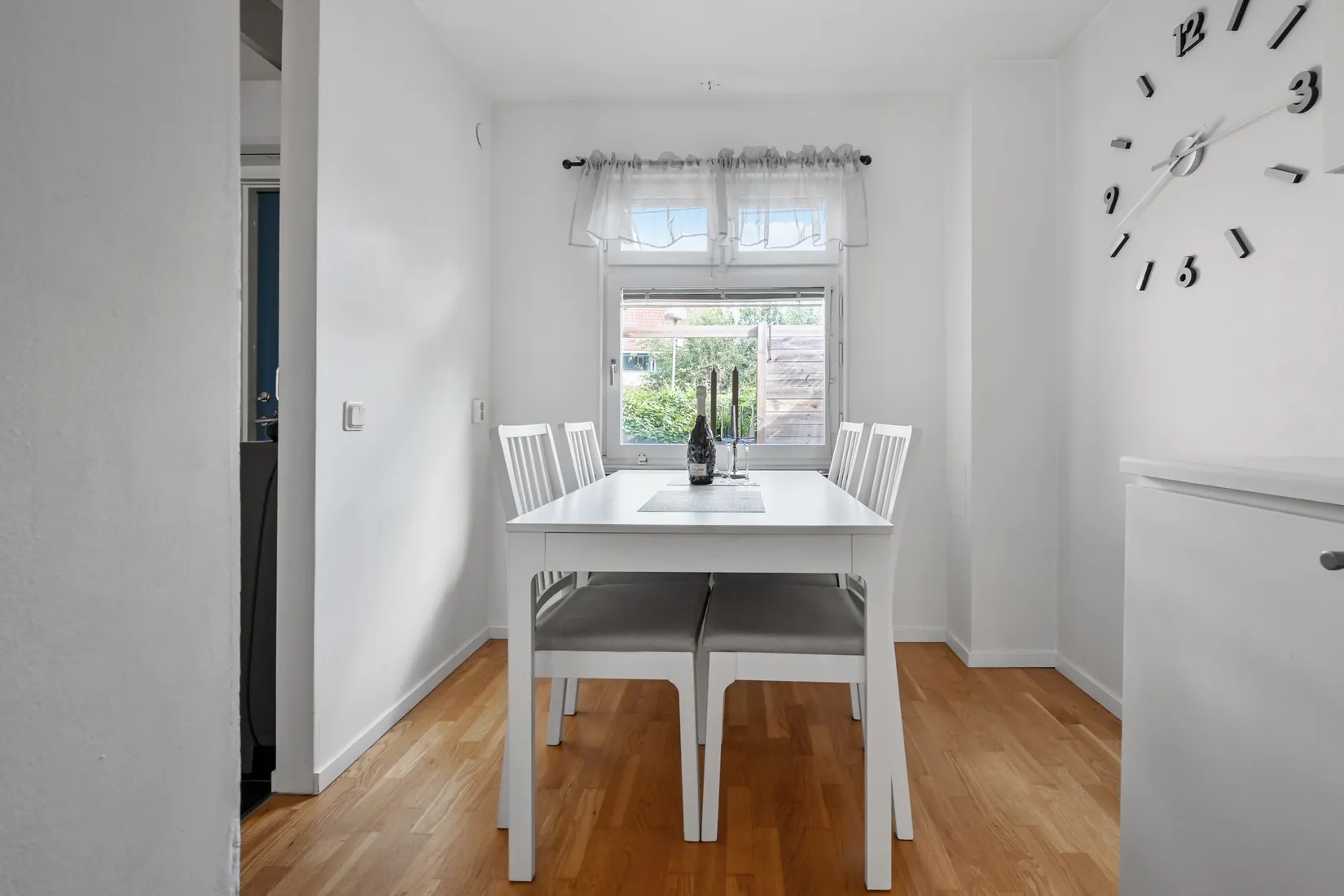 Bostadsrätt, Radhus, Sommarvägen 13, Bollstanäs, Upplands Väsby