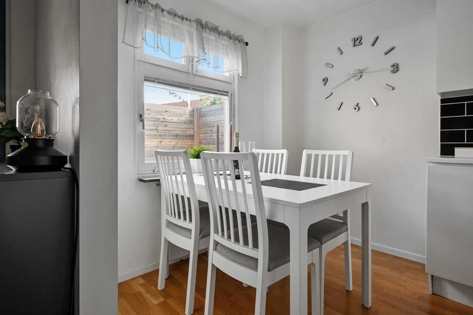 Bostadsrätt, Radhus, Sommarvägen 13, Bollstanäs, Upplands Väsby