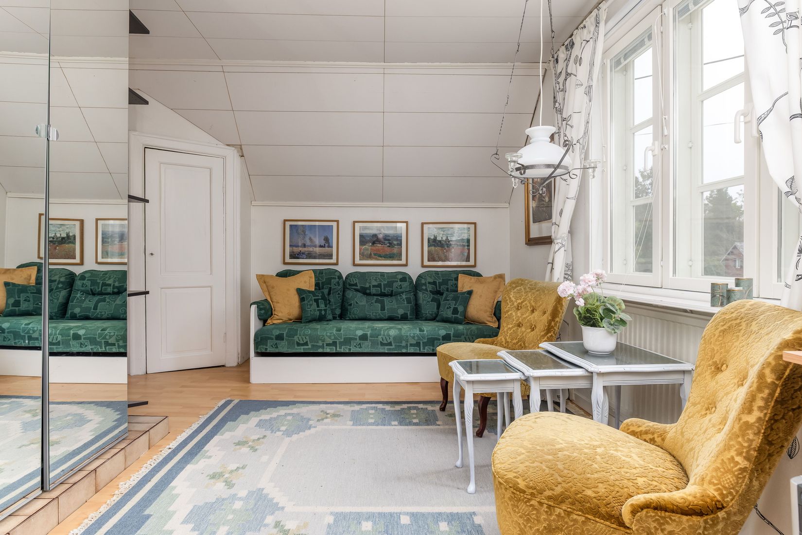 Villa, Skathagsvägen 1, SMEDJEBACKEN Östermoren, Smedjebacken