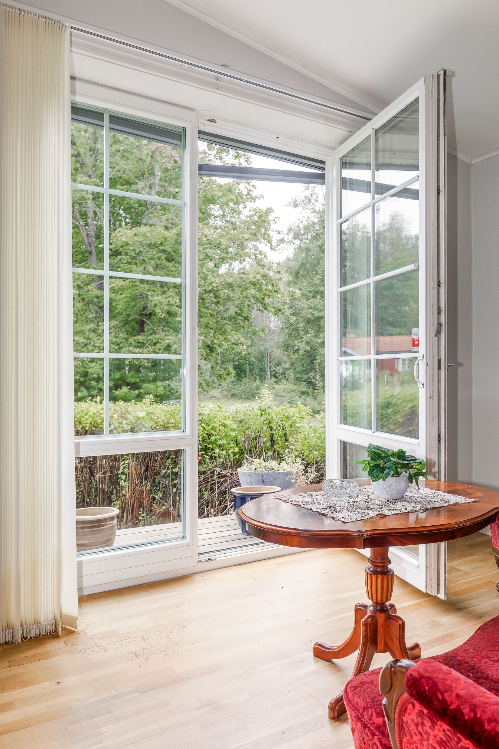 Villa, Skathagsvägen 1, SMEDJEBACKEN Östermoren, Smedjebacken