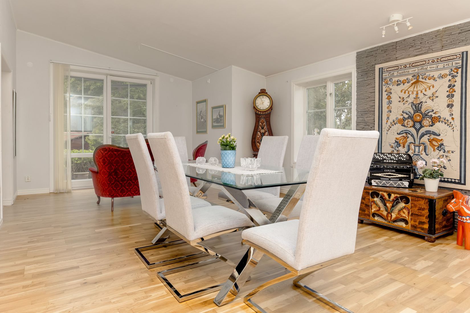 Villa, Skathagsvägen 1, SMEDJEBACKEN Östermoren, Smedjebacken