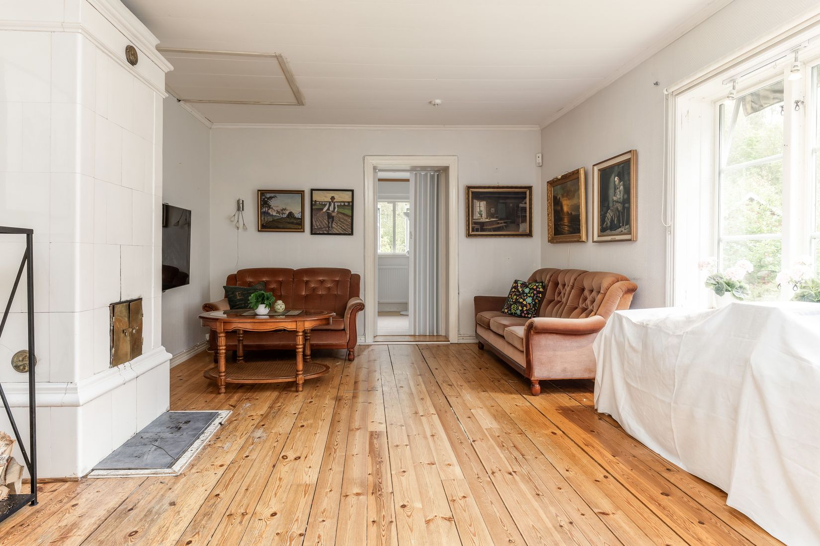 Villa, Skathagsvägen 1, SMEDJEBACKEN Östermoren, Smedjebacken