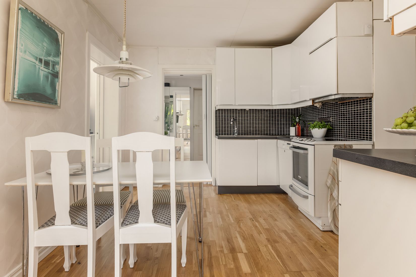 Villa, Skathagsvägen 1, SMEDJEBACKEN Östermoren, Smedjebacken