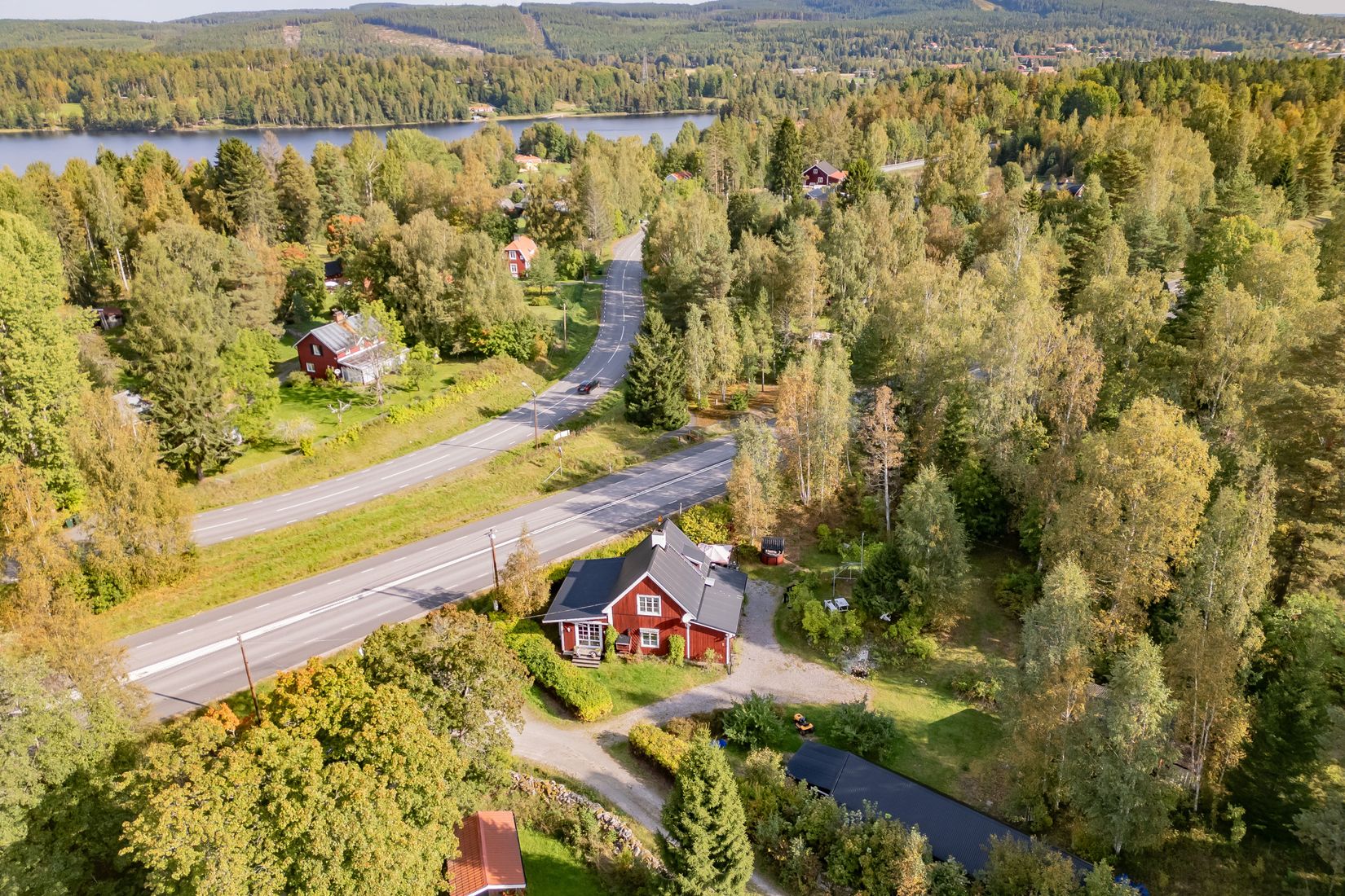 Villa, Skathagsvägen 1, SMEDJEBACKEN Östermoren, Smedjebacken