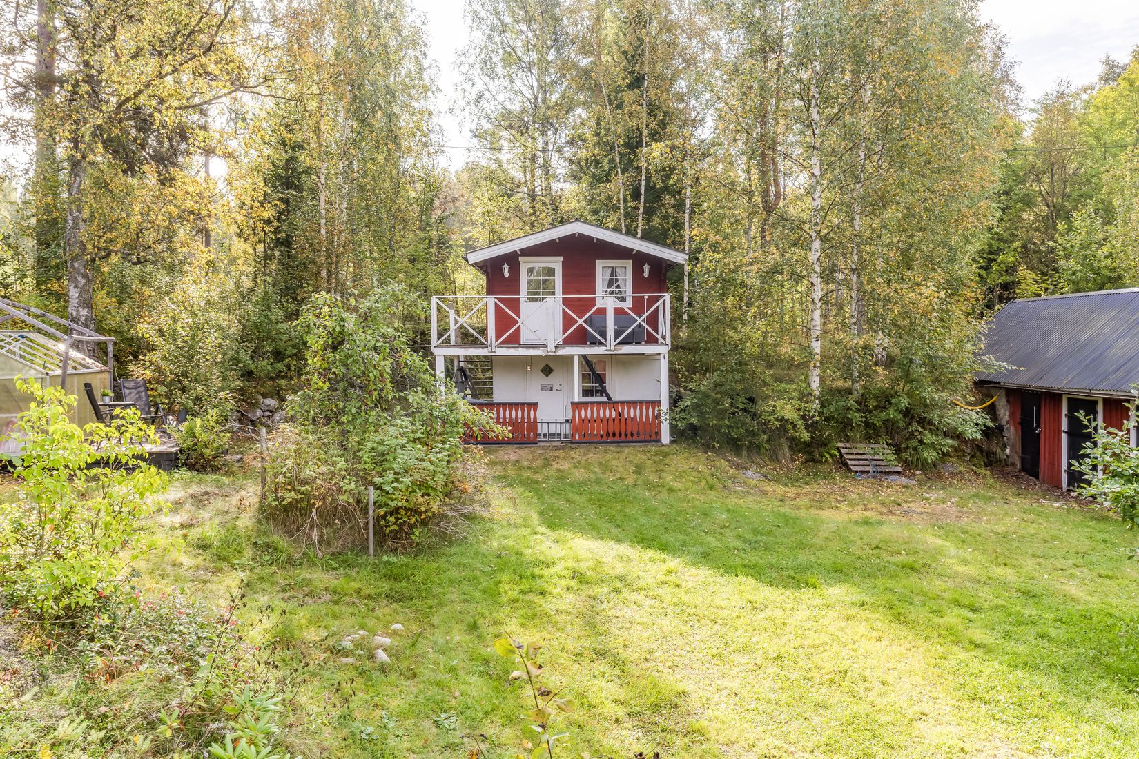 Villa, Skathagsvägen 1, SMEDJEBACKEN Östermoren, Smedjebacken