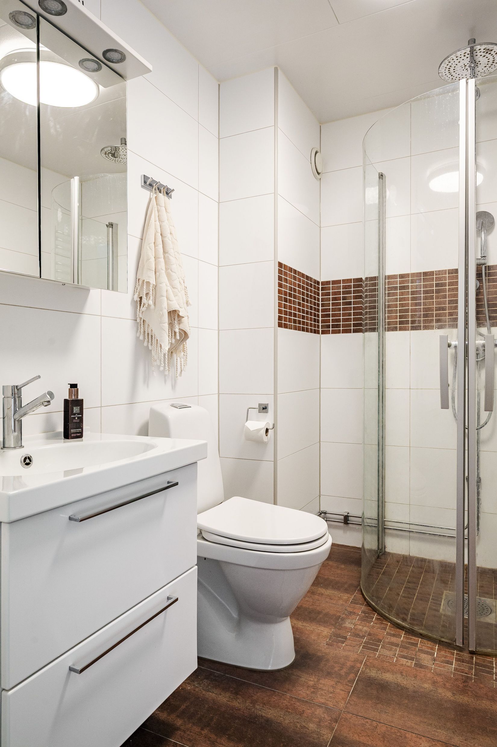 Villa, Radhus, Skansvägen 19, Sandhamn, Nynäshamn