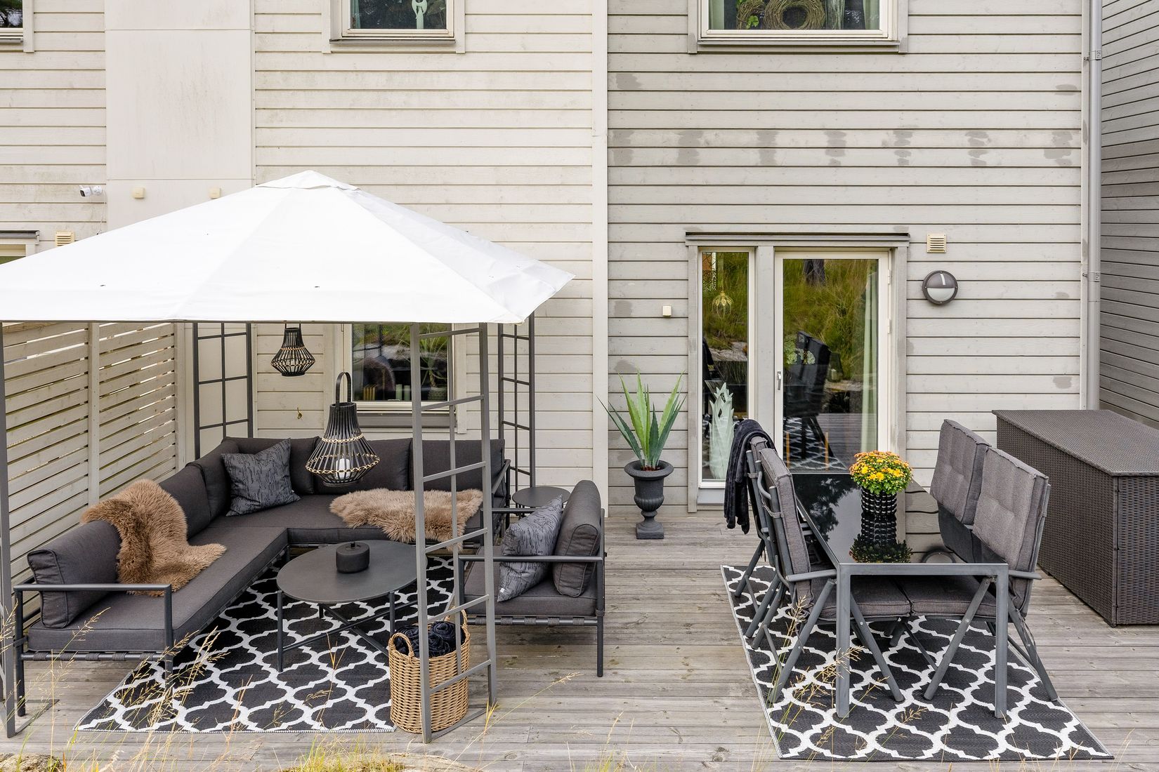 Bostadsrätt, Radhus, Miklagårdsvägen 40, Bro, Upplands-Bro