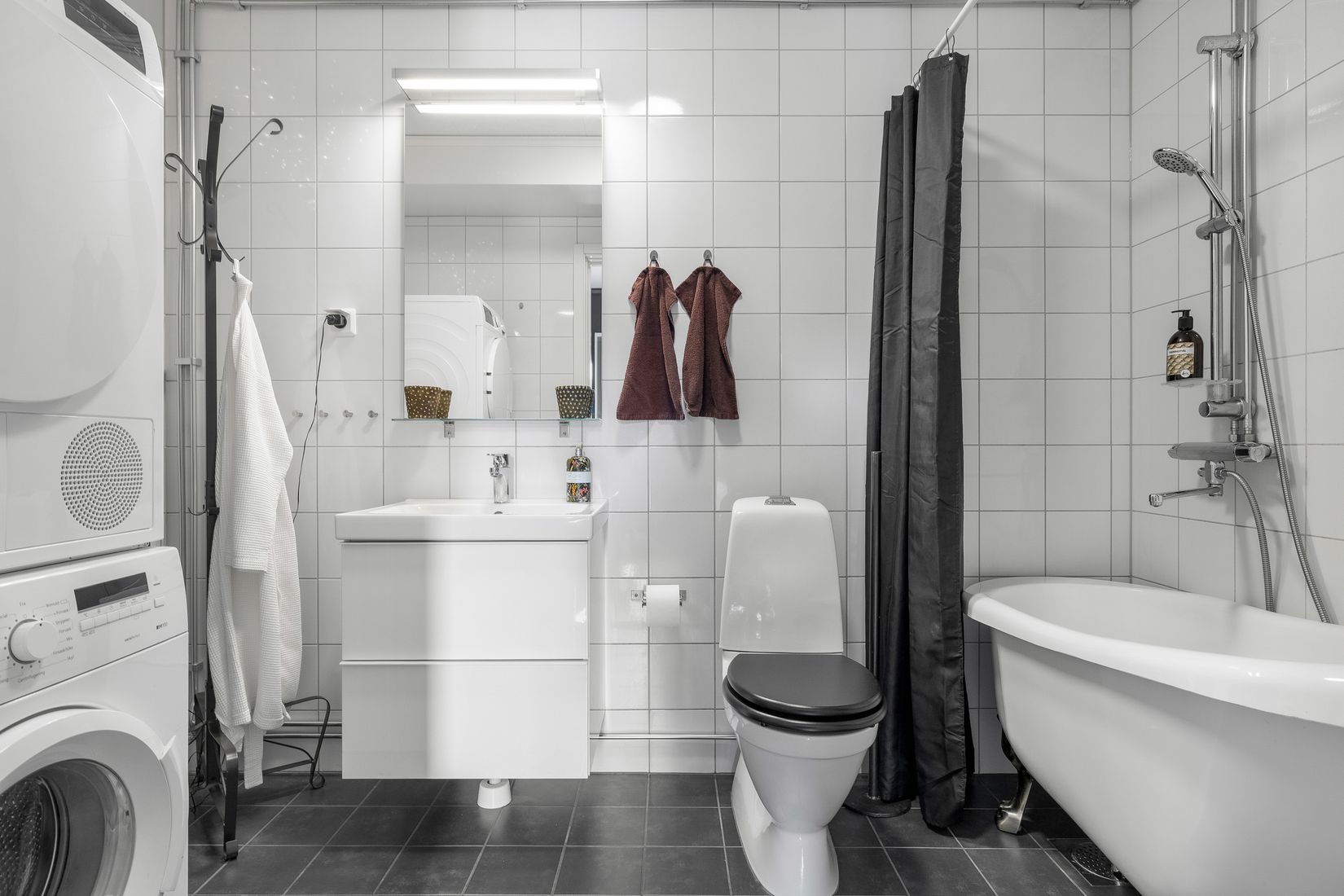 Bostadsrätt, Radhus, Miklagårdsvägen 40, Bro, Upplands-Bro