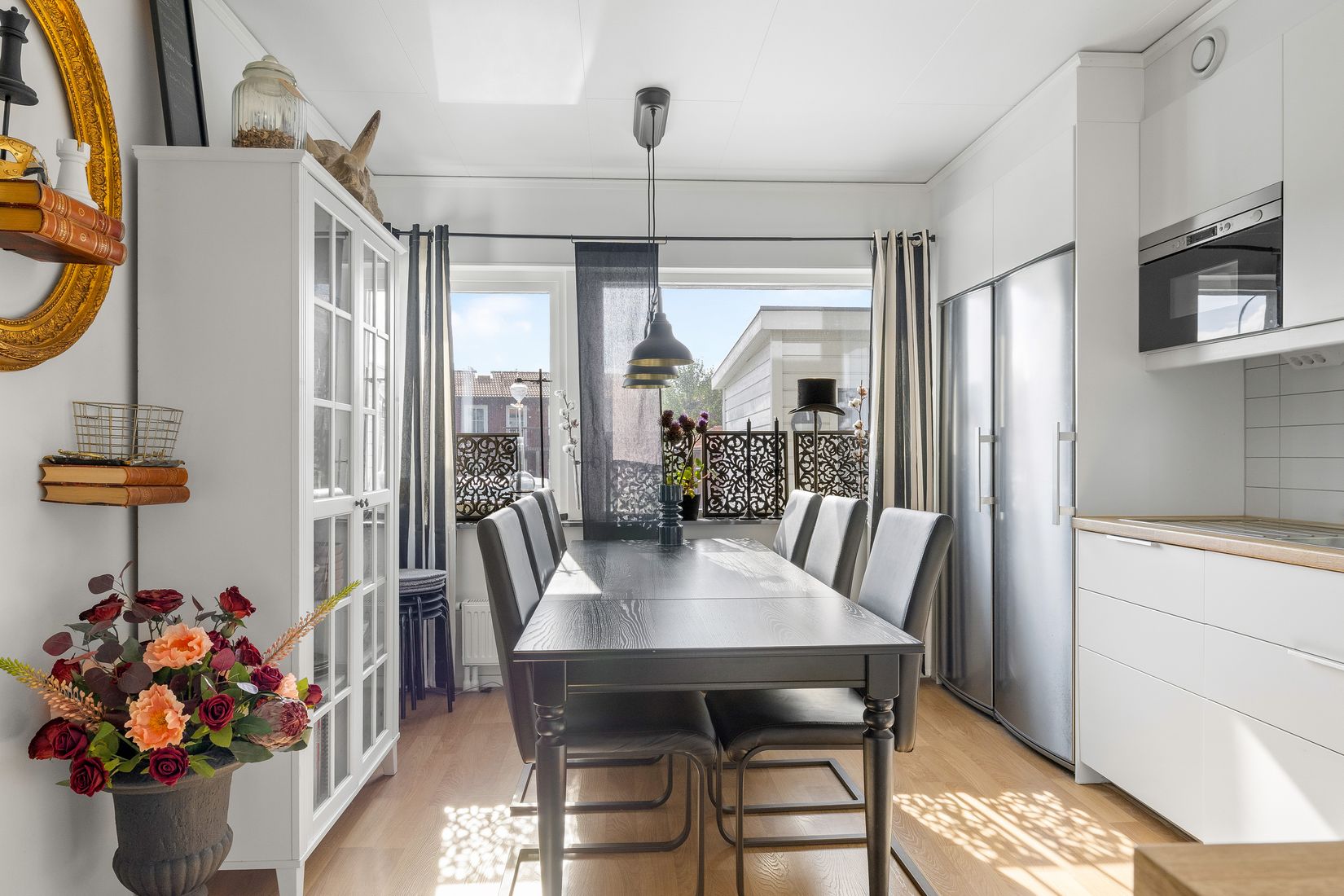 Bostadsrätt, Radhus, Miklagårdsvägen 40, Bro, Upplands-Bro