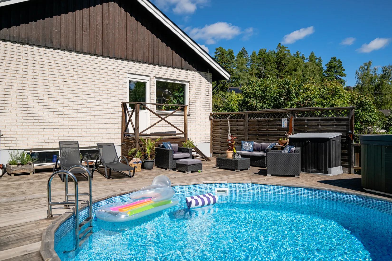 Villa, Skillingagatan 24, Gnesta