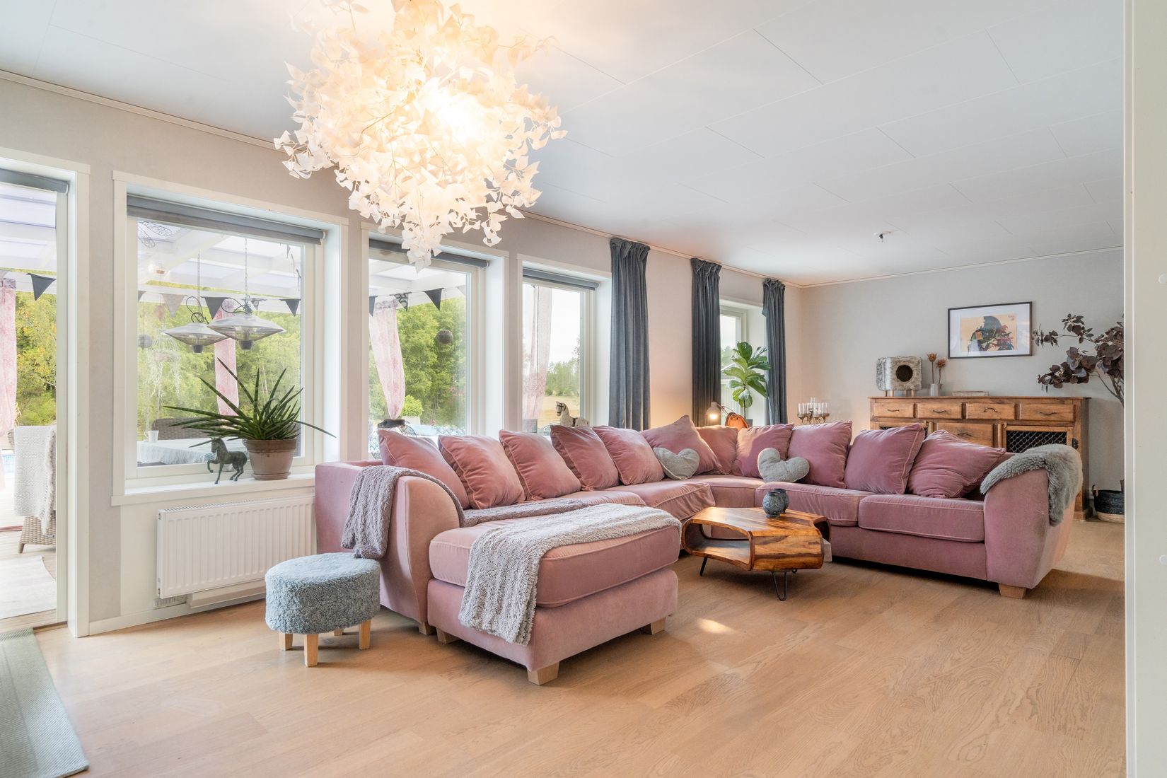 Villa, Mosstugan Ängen 1, Lantligt, Gnesta