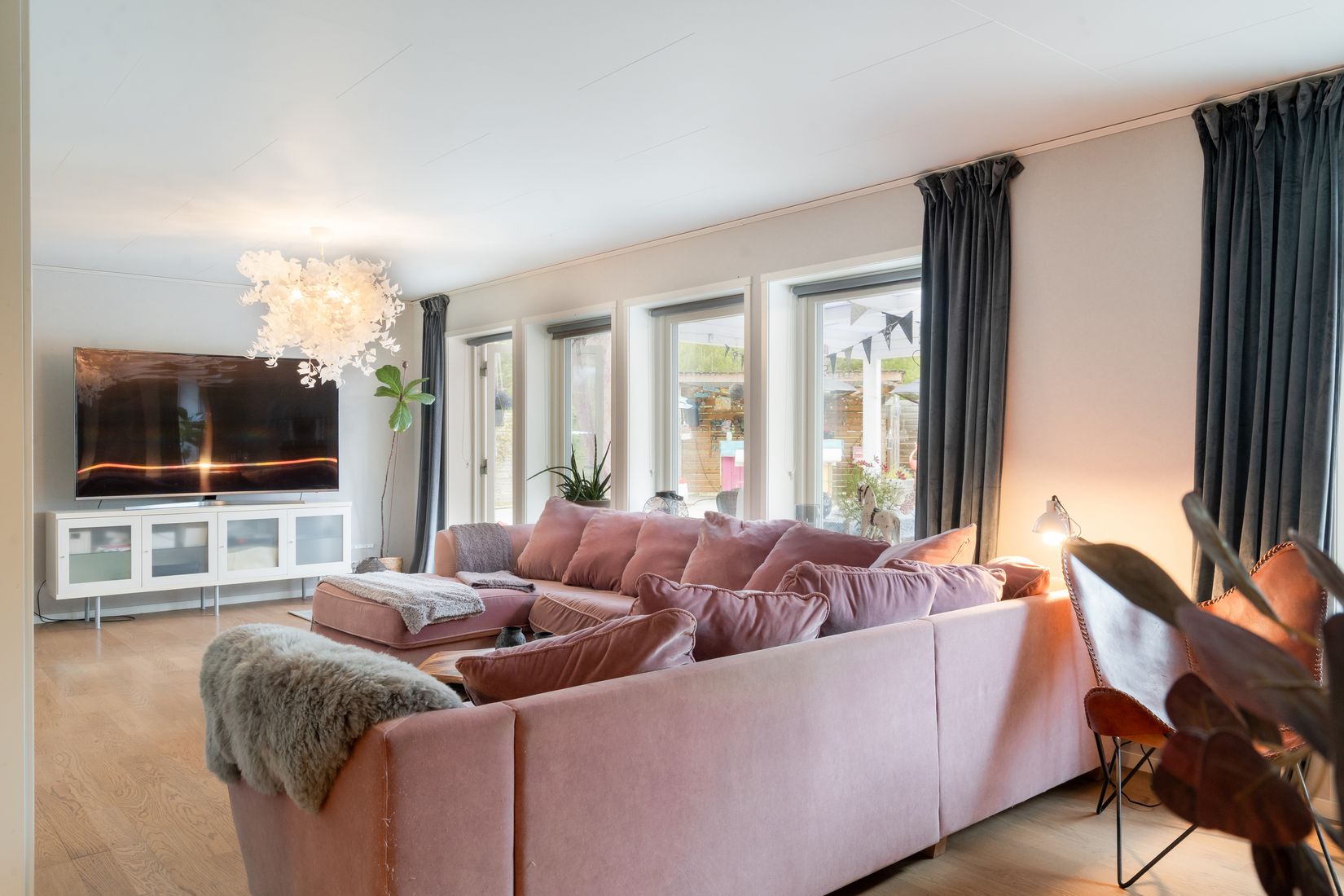 Villa, Mosstugan Ängen 1, Lantligt, Gnesta