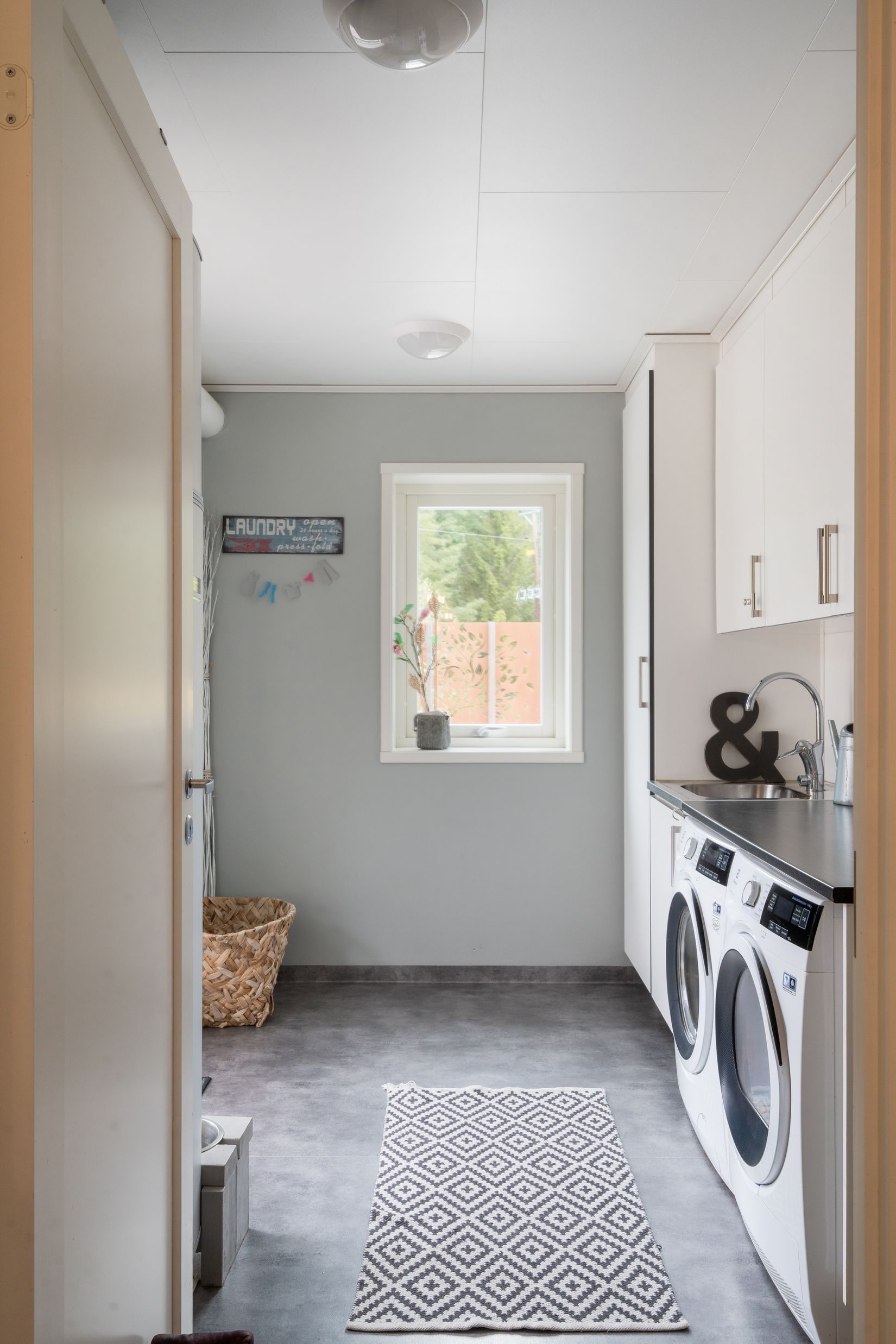 Villa, Mosstugan Ängen 1, Lantligt, Gnesta