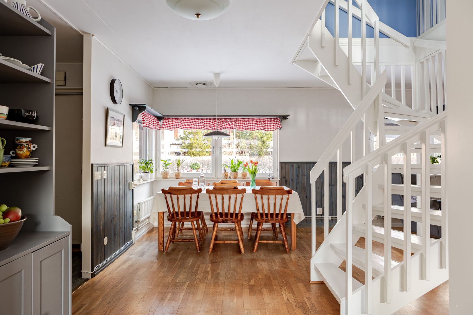 Bostadsrätt, Radhus, Myrstuguvägen 115, Myrstuguberget, Huddinge