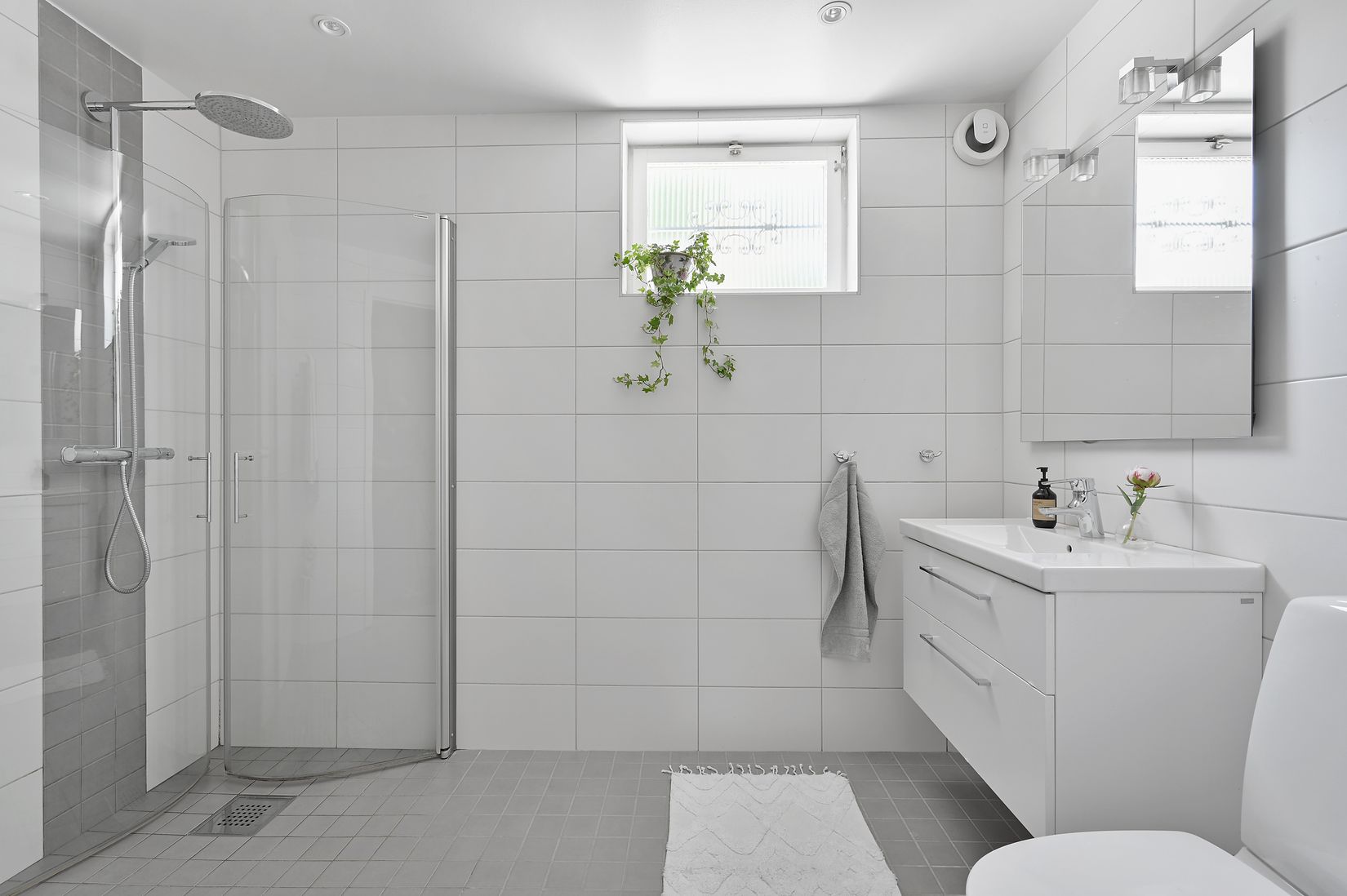 Villa, Radhus, Kikarvägen 17, Viksjö, Järfälla