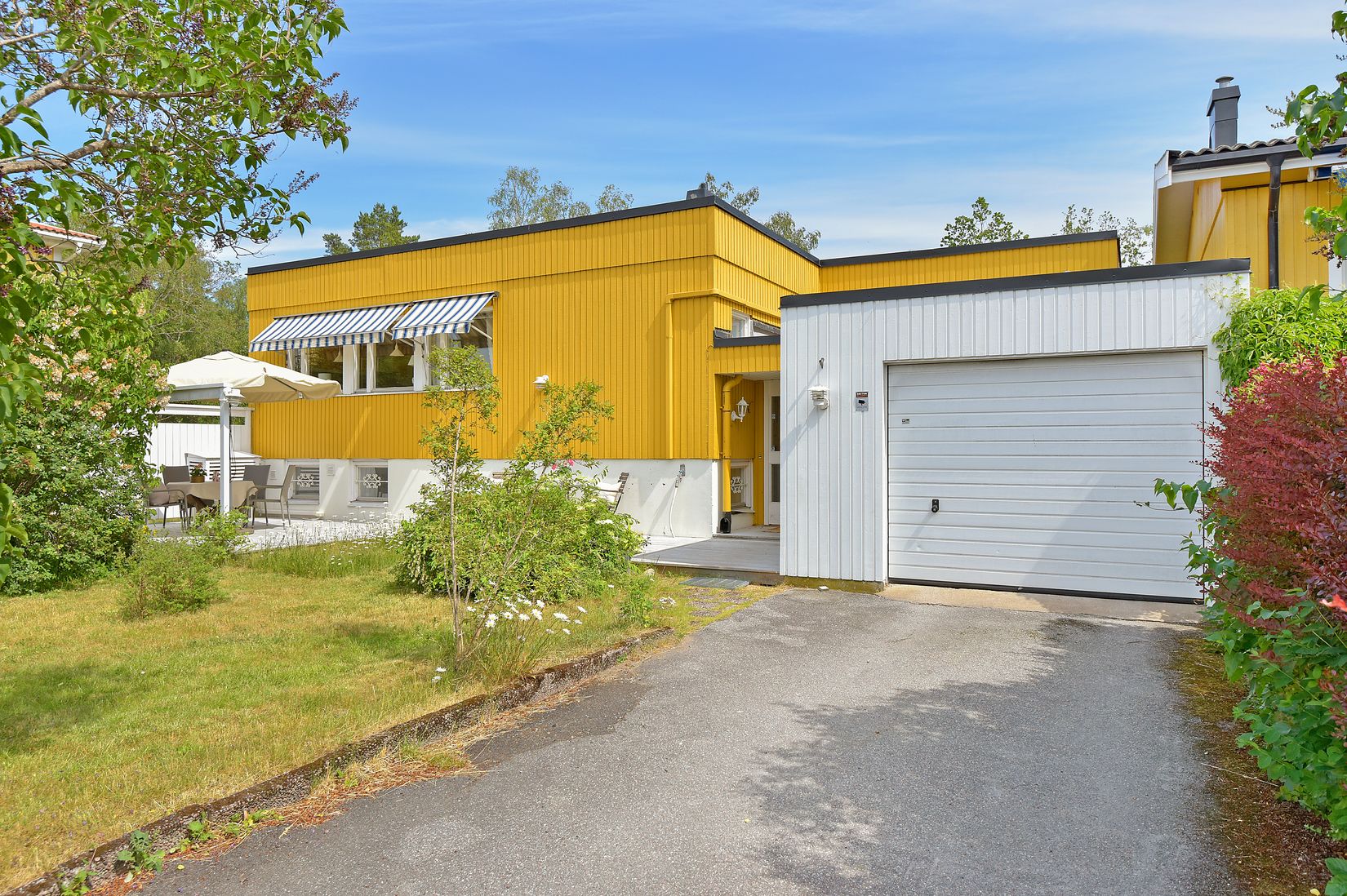 Villa, Radhus, Kikarvägen 17, Viksjö, Järfälla