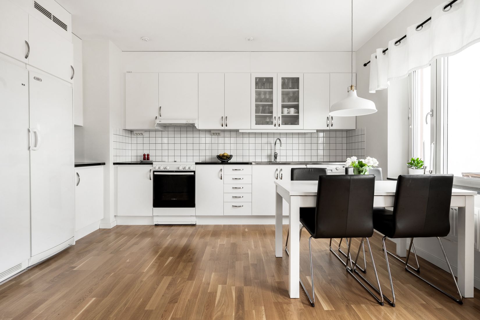 Bostadsrätt, Rabattvägen 36, Vån 2 (1327/1107), Johannelund / Vällingby, Stockholm