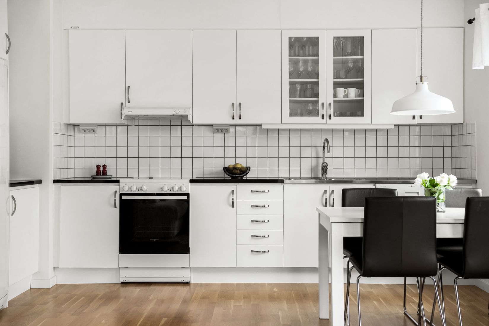 Bostadsrätt, Rabattvägen 36, Vån 2 (1327/1107), Johannelund / Vällingby, Stockholm