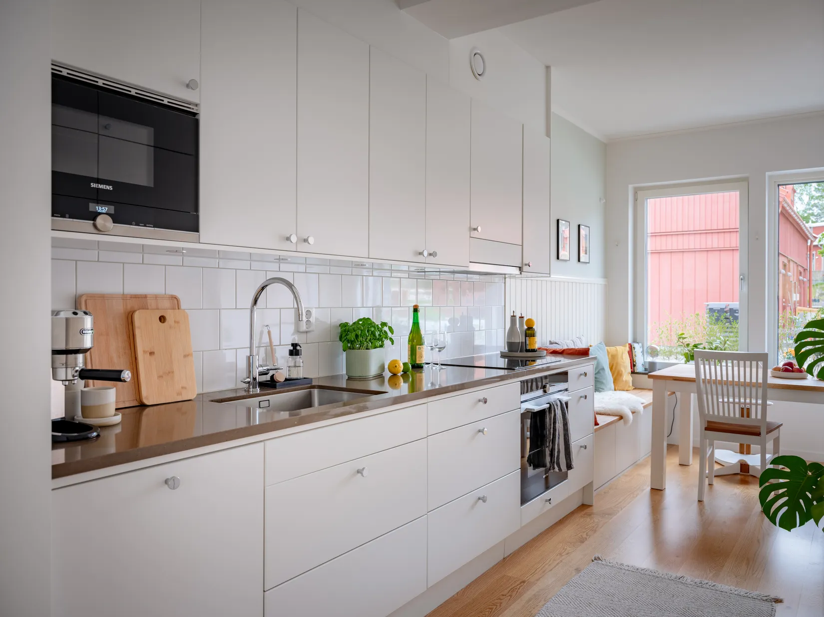 Radhus, Rådans Gårdsväg 54, Silverdal, Sollentuna