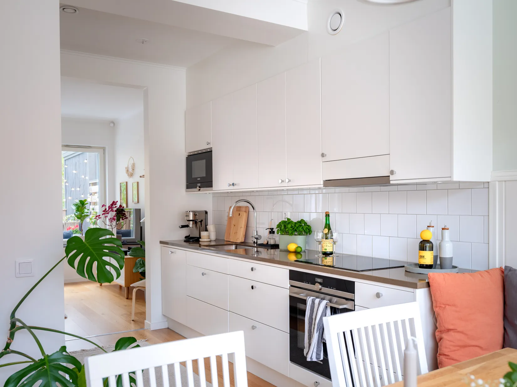 Radhus, Rådans Gårdsväg 54, Silverdal, Sollentuna