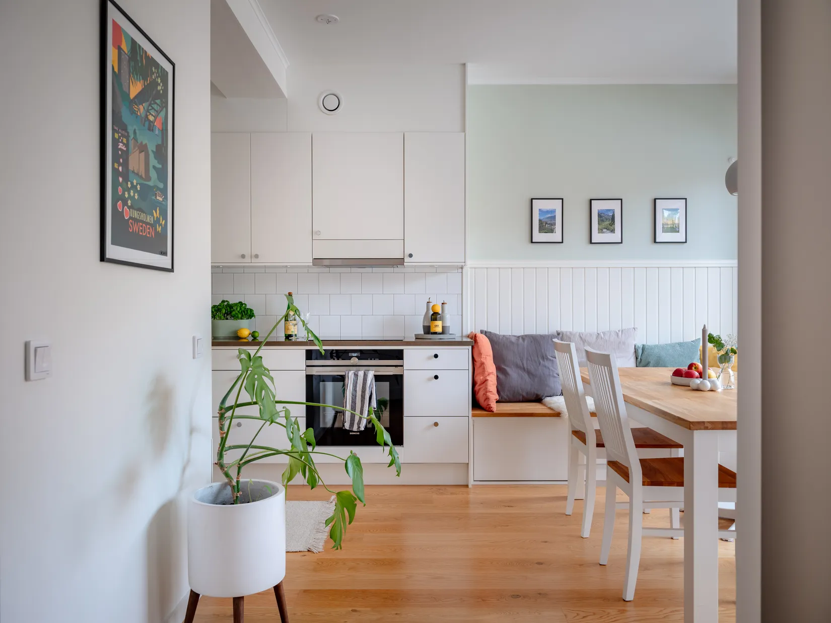 Radhus, Rådans Gårdsväg 54, Silverdal, Sollentuna