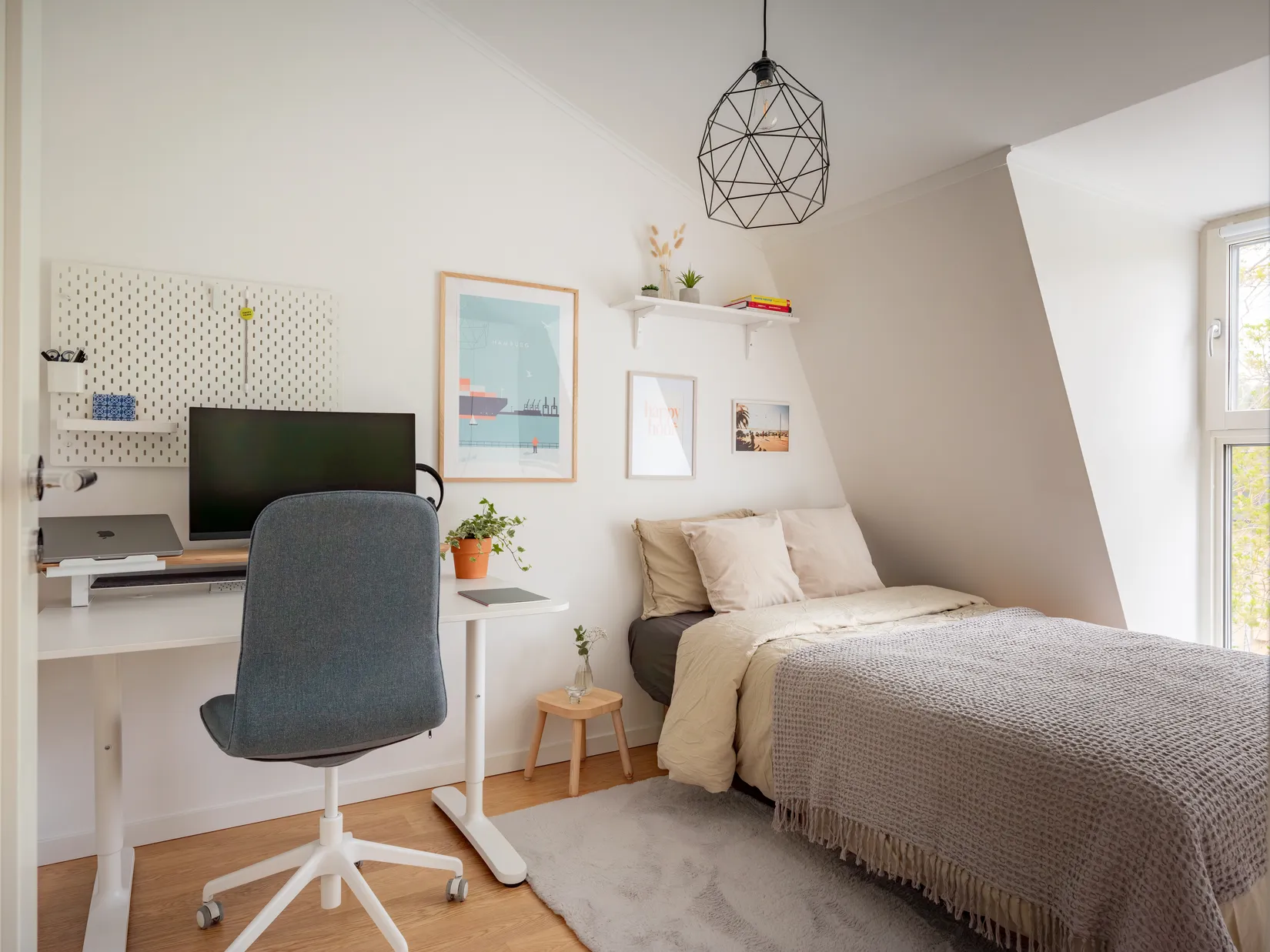 Radhus, Rådans Gårdsväg 54, Silverdal, Sollentuna
