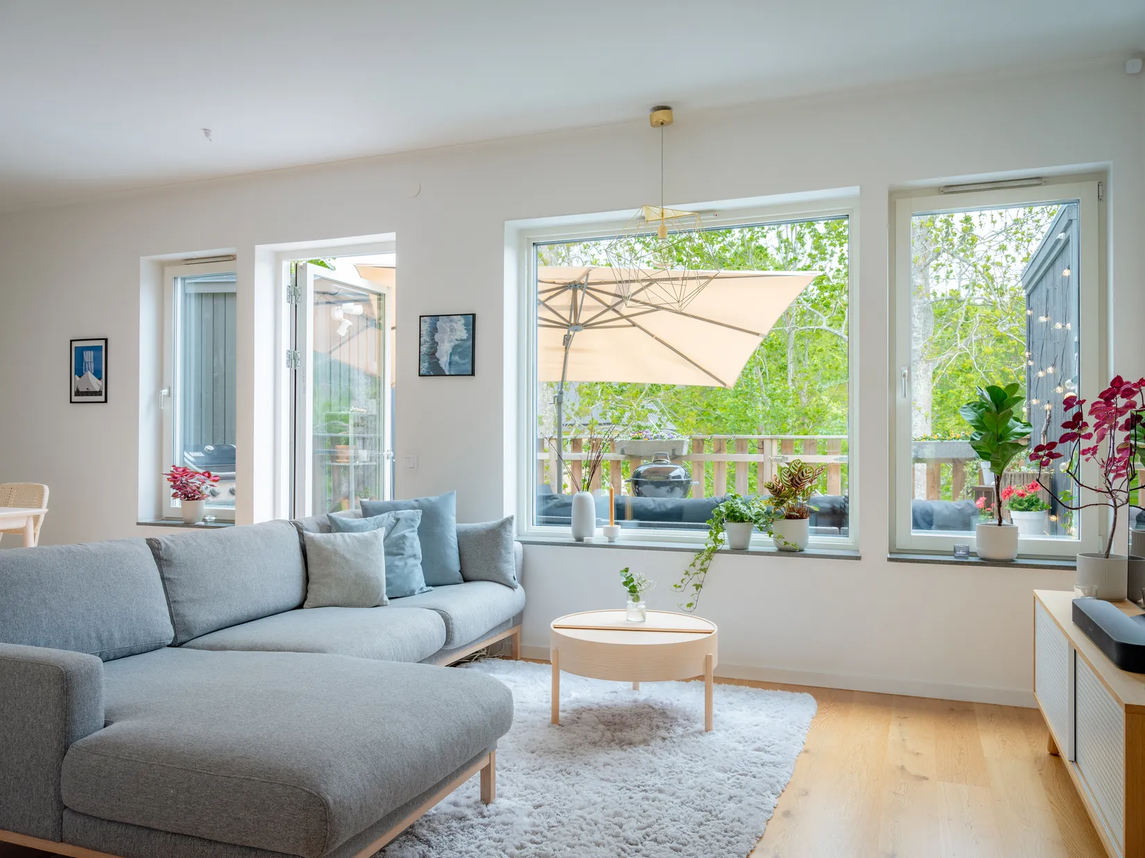 Radhus, Rådans Gårdsväg 54, Silverdal, Sollentuna