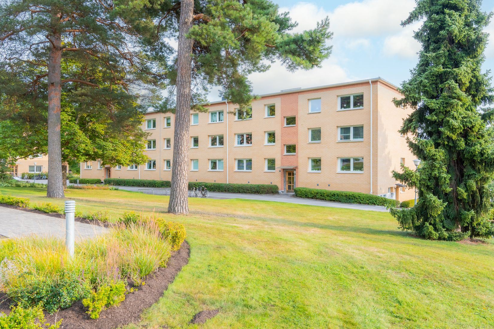 Bostadsrätt, Ängstugevägen 37, Rosenkälla, Nyköping