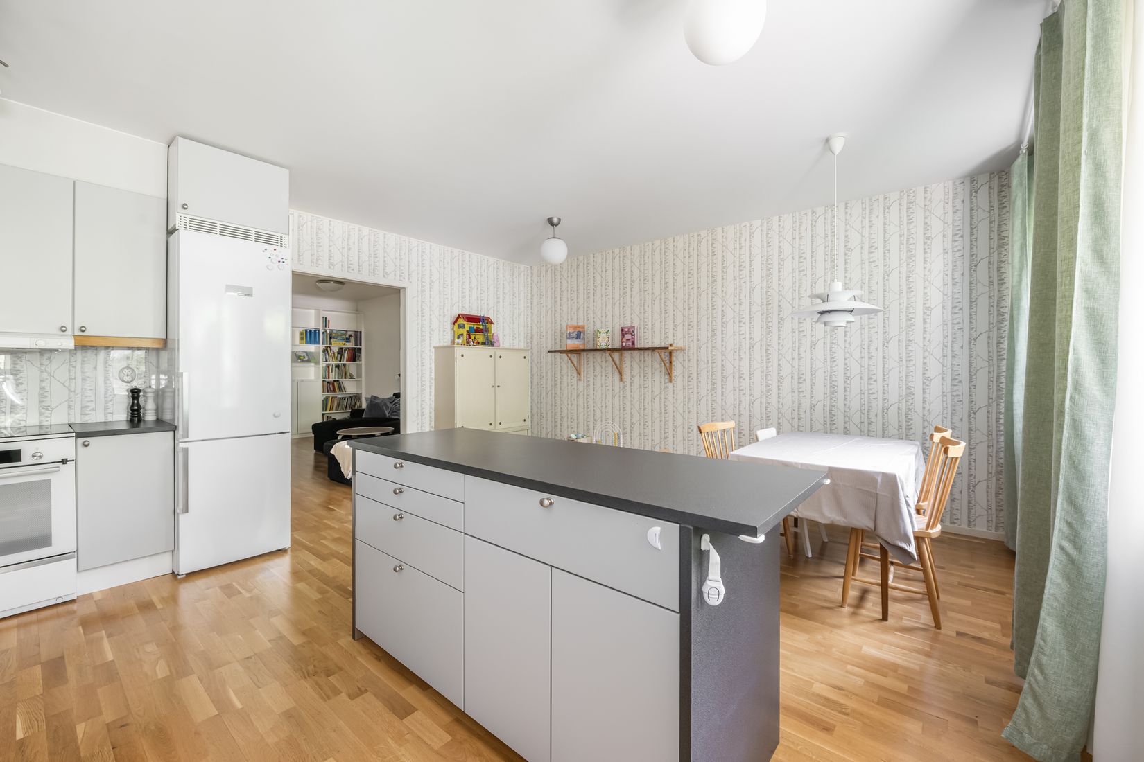 Bostadsrätt, Framnäsbacken 10B, Skytteholm, Solna