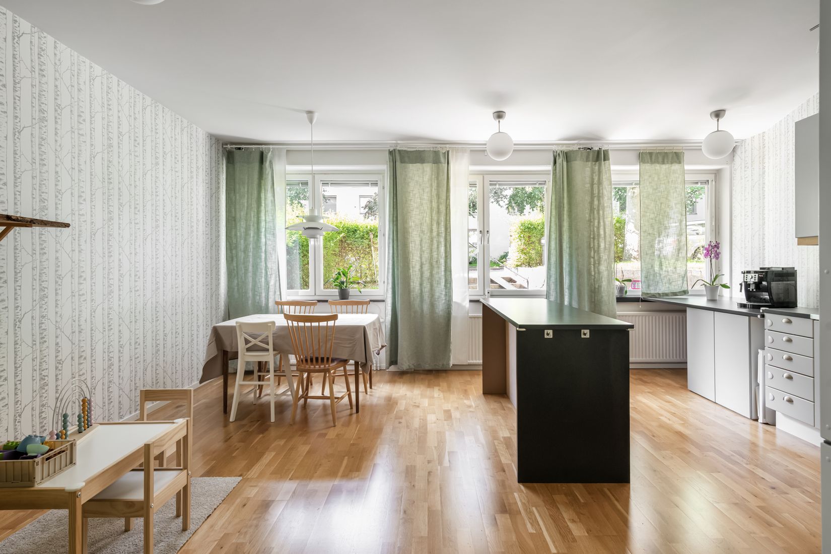 Bostadsrätt, Framnäsbacken 10B, Skytteholm, Solna